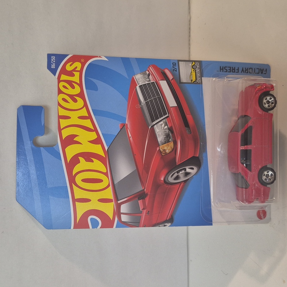 D13 Hot Wheels Mercedes Benz 500 E diecast  shipping protector